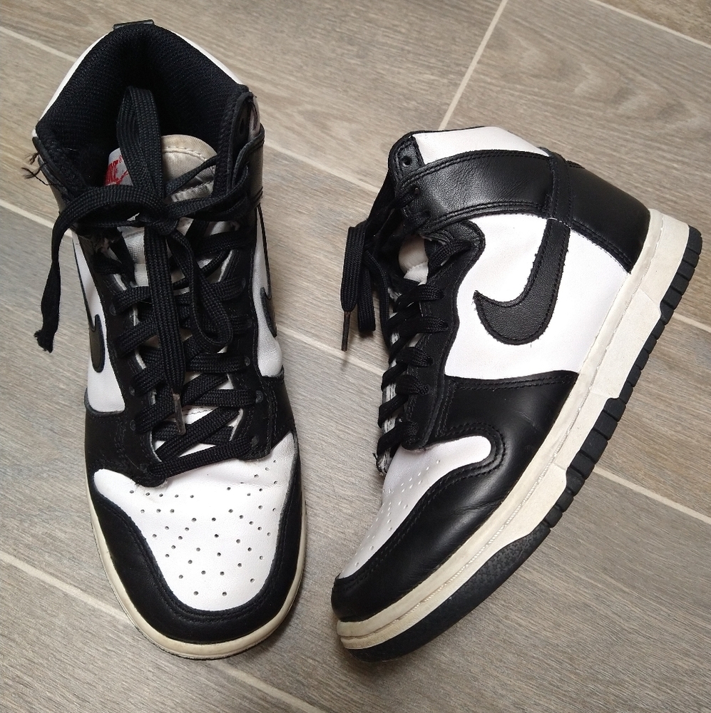 Nike Duck Black and White High-Top Sneakers